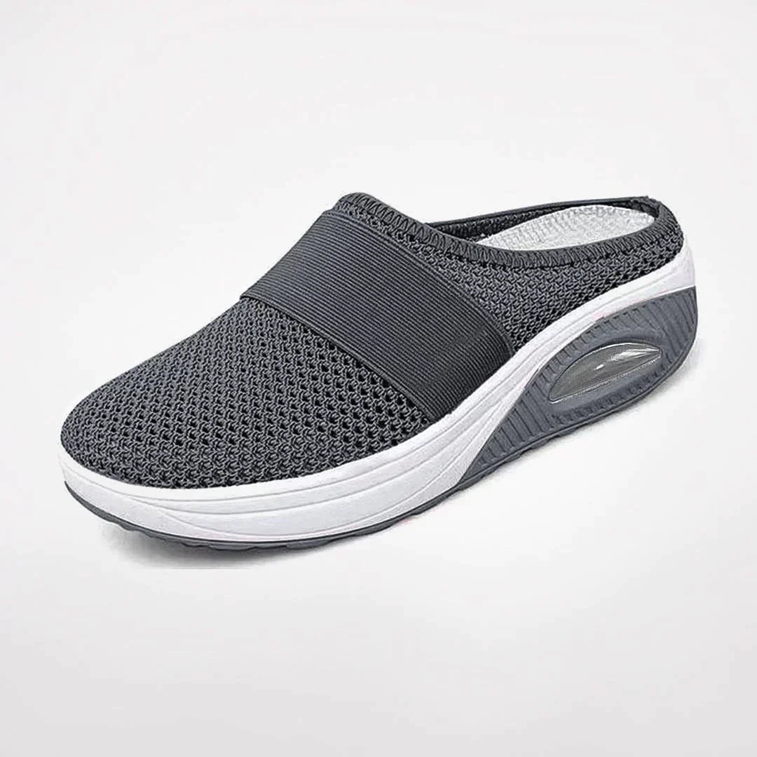 Non-slip Round Closed Toe Slip-on Sneakers