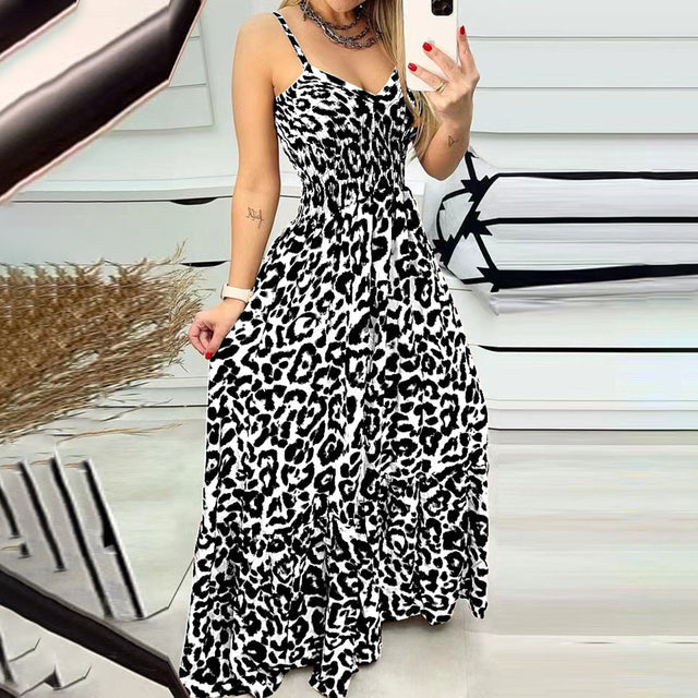 Long dress with leopard print