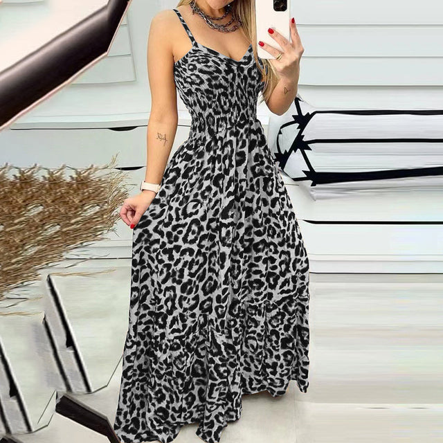 Long dress with leopard print