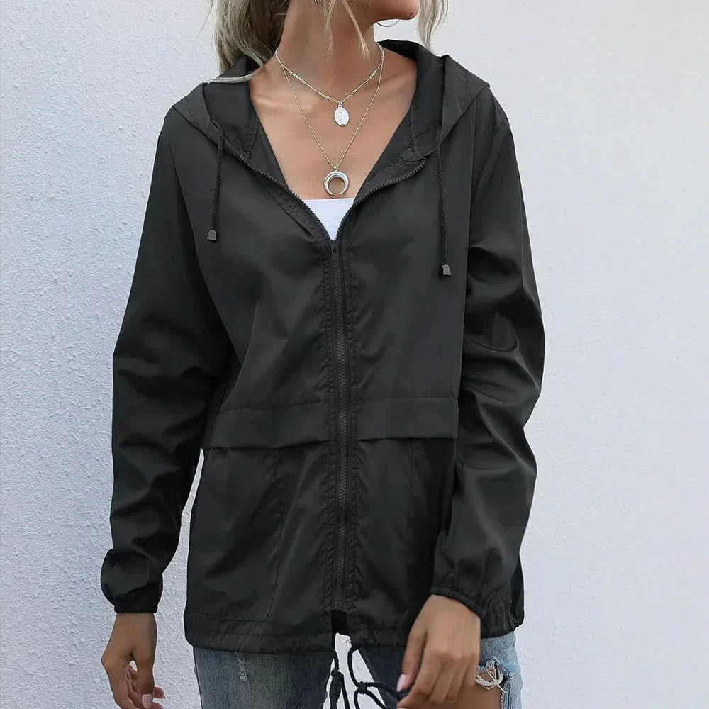 Urban chic: lightweight jacket made from breathable fabric for women