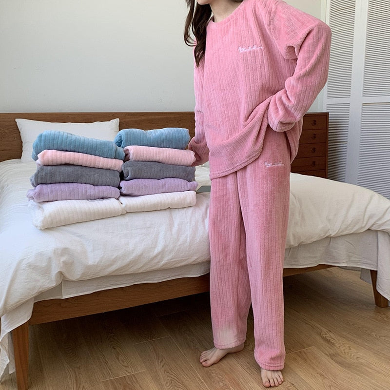 Comfortable Coral Fleece Pajama Set | Warm 2-Piece Loungewear