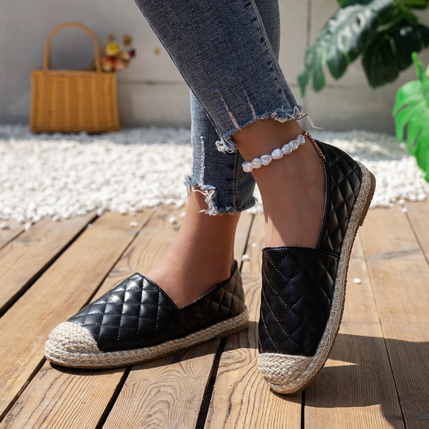 Nardi | Ribbed leather top & black and pink espadrilles