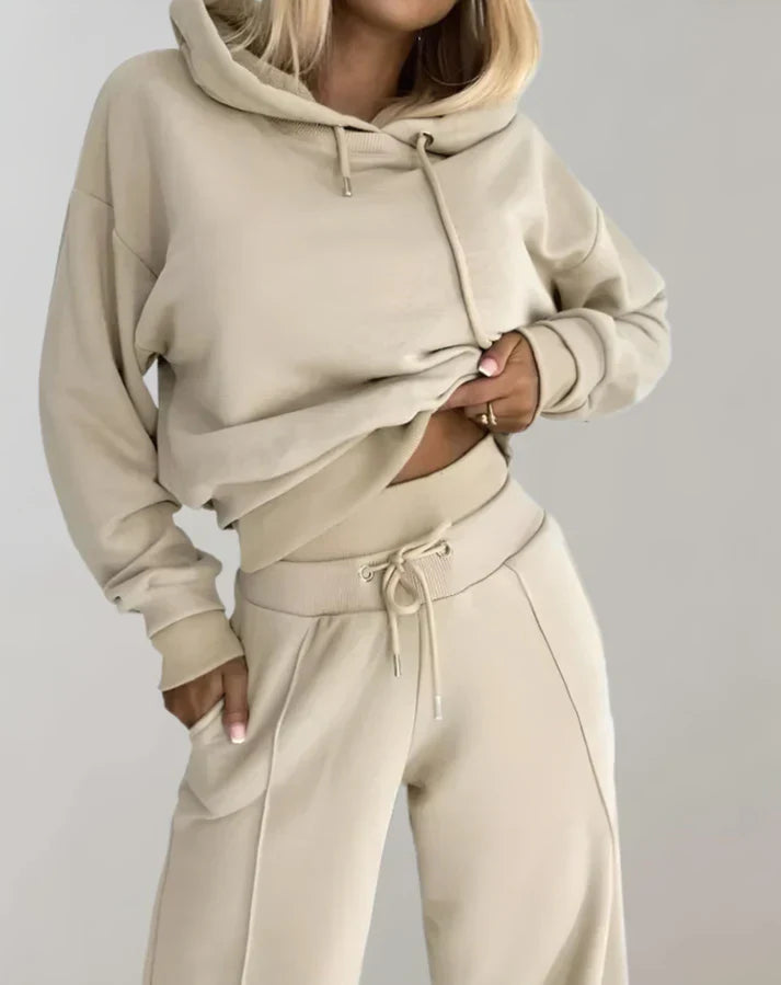 2-piece set consisting of a hoodie and wide-leg pants