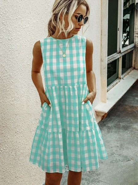 Jhana - Loose-fitting women's dress with fashionable round neckline and pastel plaid skirt