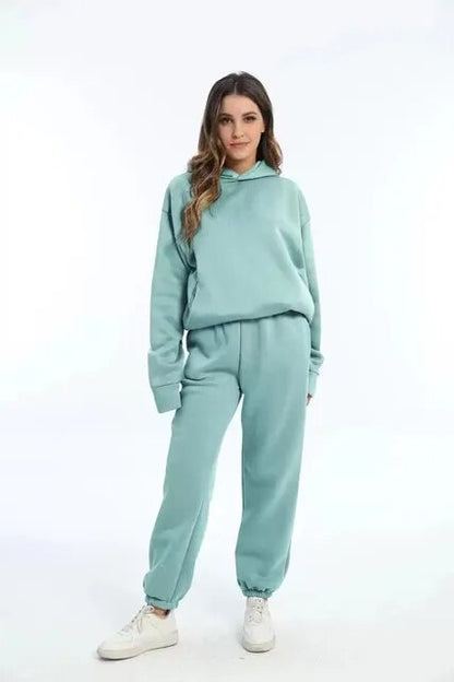 Hoodie and sweatpants for ladies