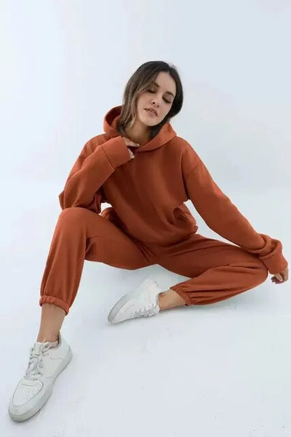 Hoodie and sweatpants for ladies