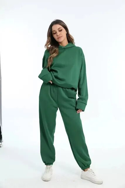 Hoodie and sweatpants for ladies