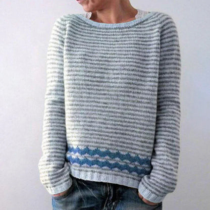 Zoe - modern and comfortable sweater