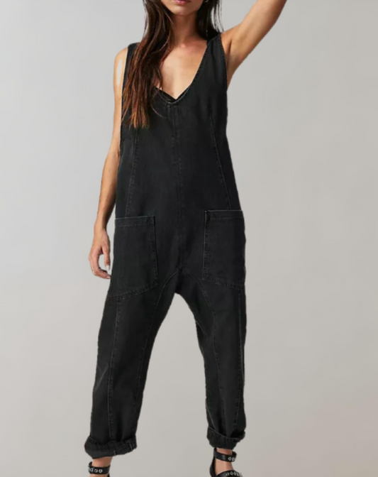 Nadine - Sleeveless denim jumpsuit with deep V-neck and multi-pocket pants