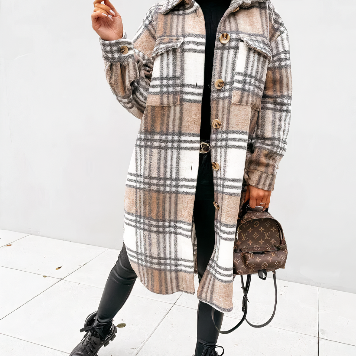 Long winter coat with check pattern - Lara