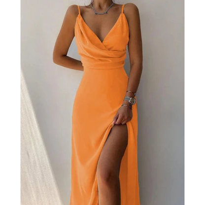 Femke | Long cocktail dress with slit and V-neckline