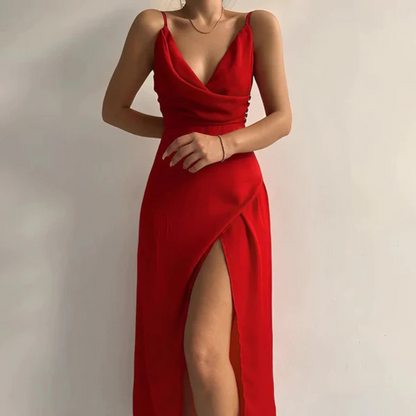 Femke | Long cocktail dress with slit and V-neckline