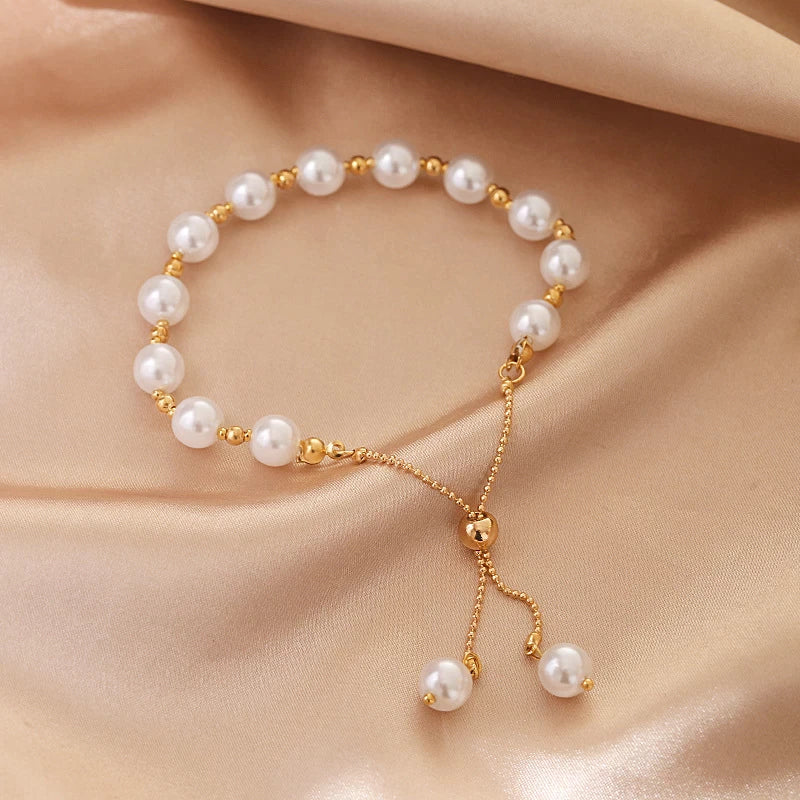 Adjustable Pearl Bracelet | A beautiful bracelet