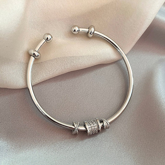 French Cylinder Bracelet | Available in 2 different colors!