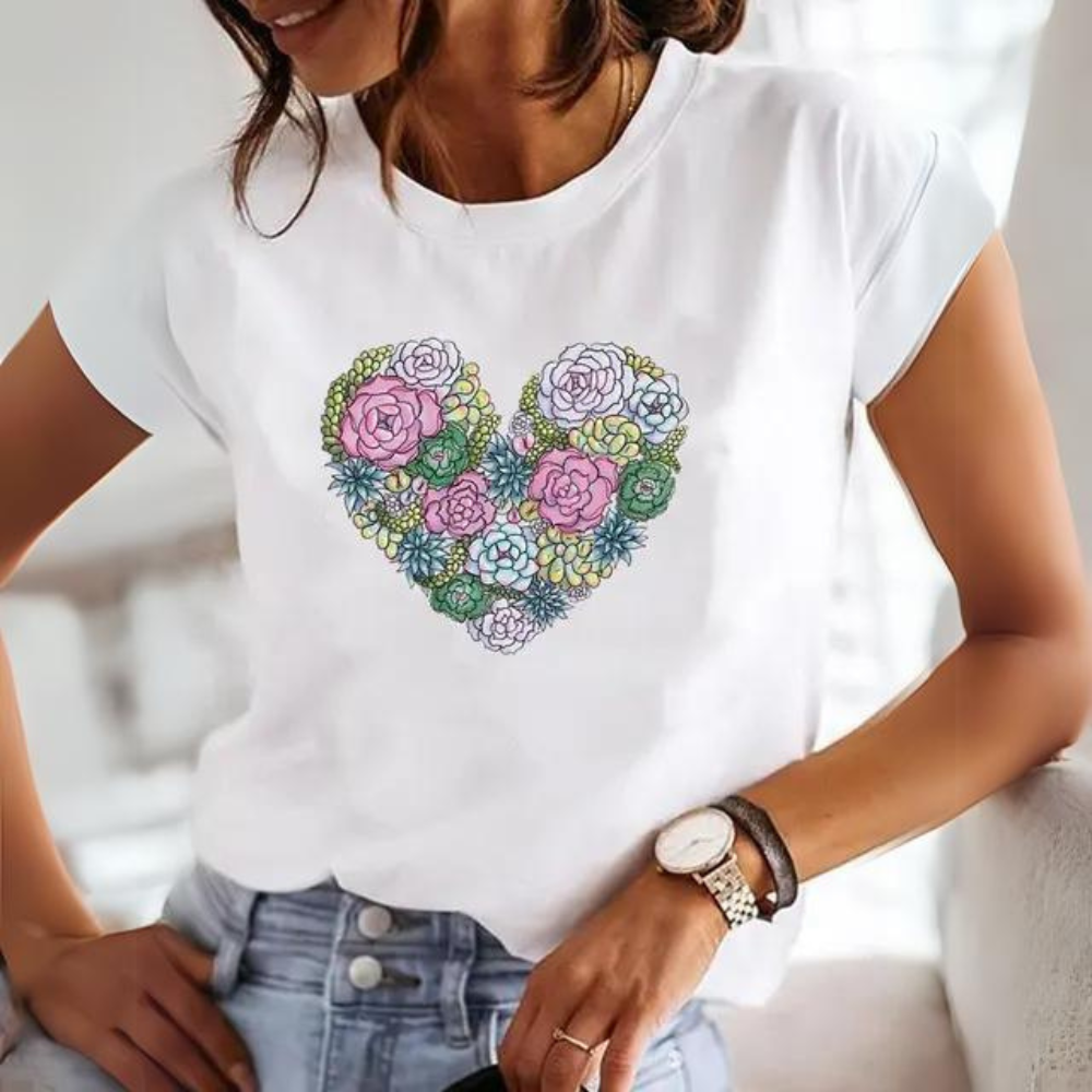 Delfina - "Love" Shirt