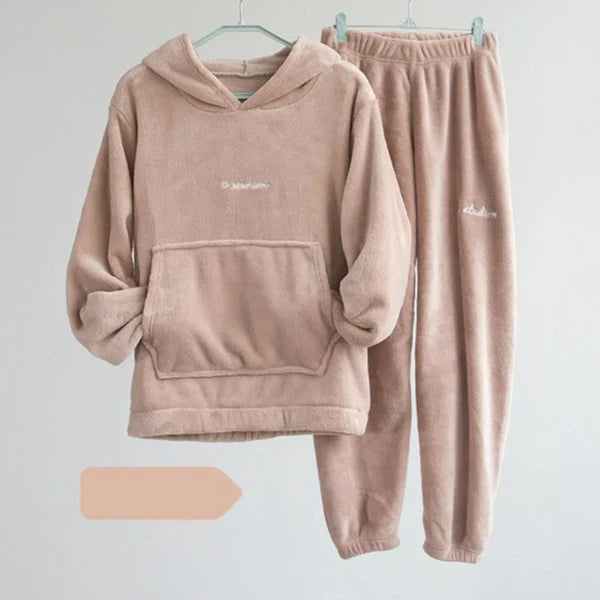 Monique - Warm, soft and comfortable women's fleece set