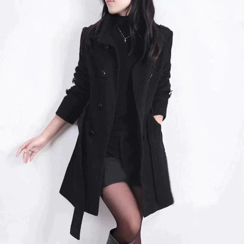 Fashionable women's jacket with belt