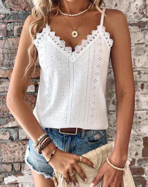 Emily - V-neck lace top