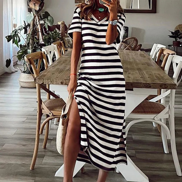 Norah - Elegant Striped Dress