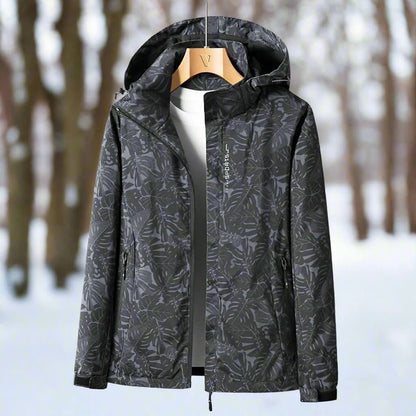 Modern, insulated and robust fall coat for women