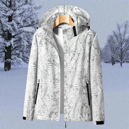 Modern, insulated and robust fall coat for women