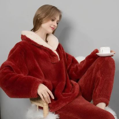 Jess | Ladies fleece pyjama set, Experience pure coziness!