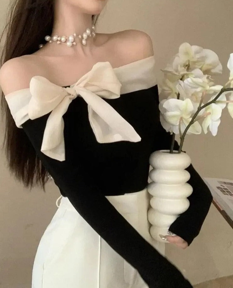 Patty - Off-the-shoulder blouse with long sleeves and ribbon