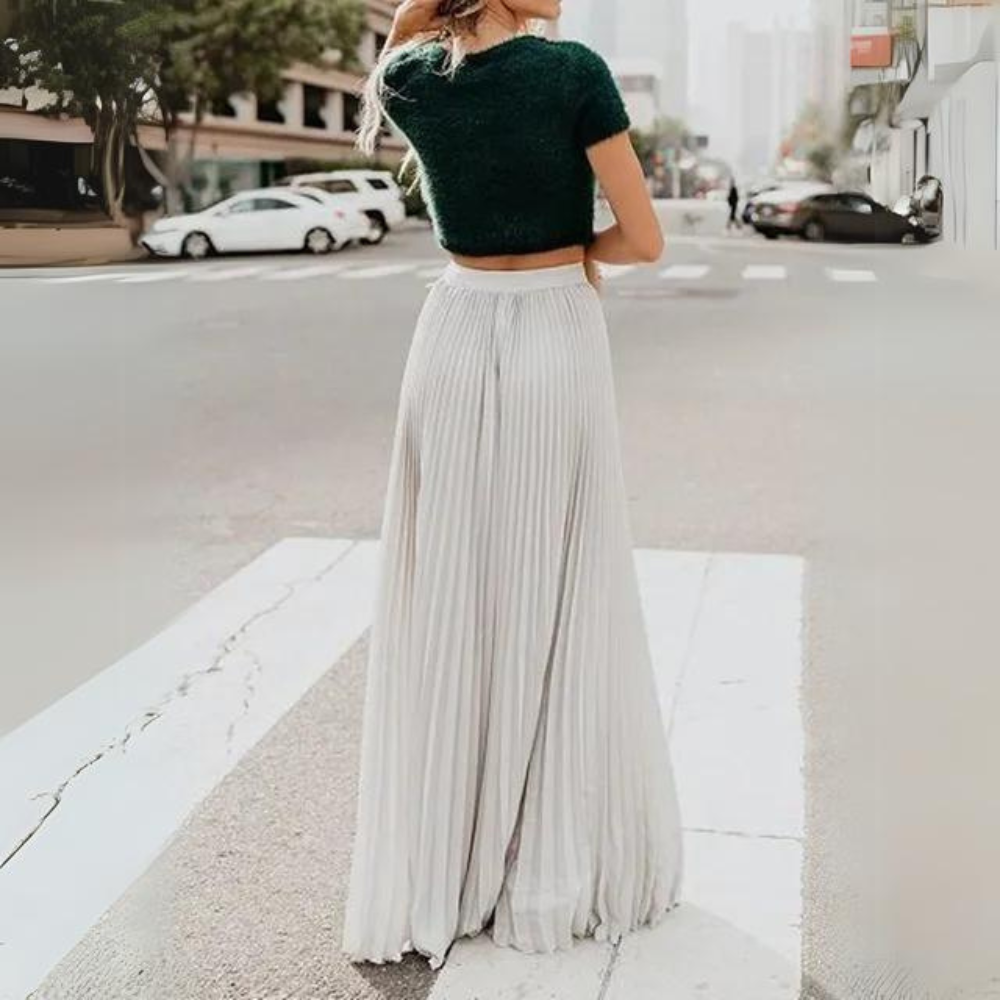 Renata - Elegant Pleated Skirt