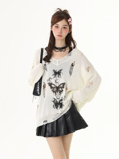 Vivien - Ladies oversized sweater with butterfly motif