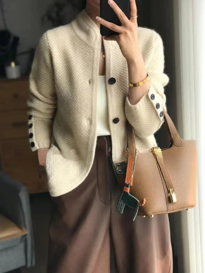 Elegant vest for fall and winter for women