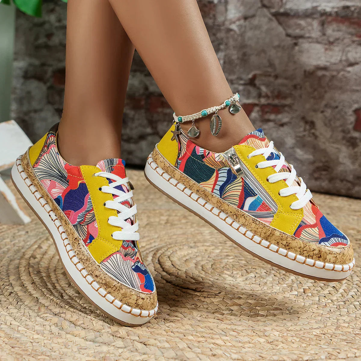 Women's vulcanised shoes with floral print