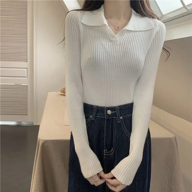 Long-sleeved sweater with collar for women