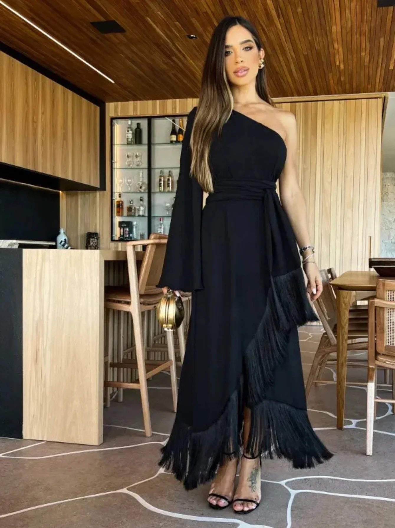 Leanne - Sexy long one-shoulder dress with tassel and slit