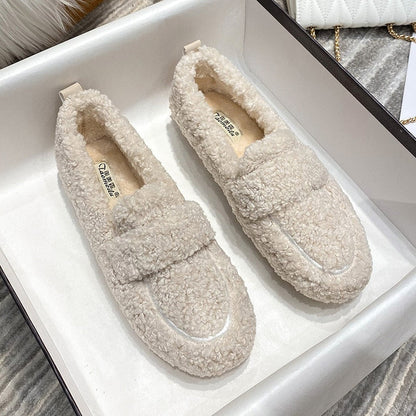 Comfortable plush slippers