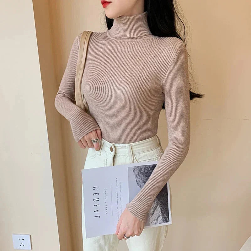 Turtleneck sweater with turn-up for women