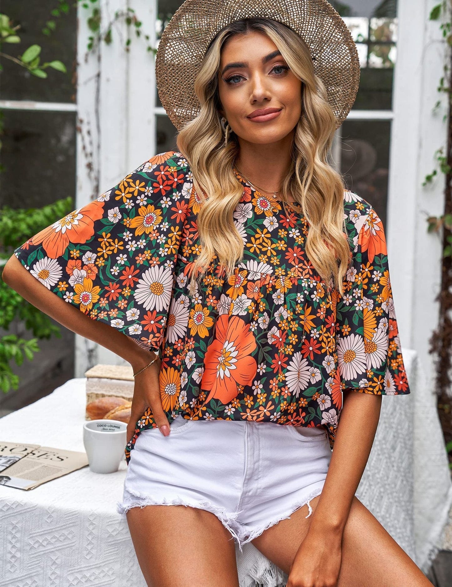 Shanee - Sleeved floral blouse