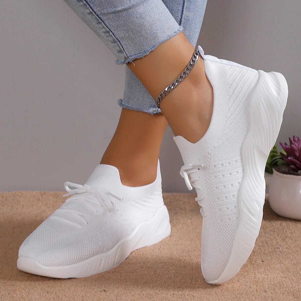 Livia™ lightweight ORTHOPEDIC sneakers