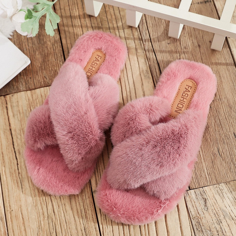 Fluffy Slippers | Black - Soft and Comfortable - Ideal for Home Use