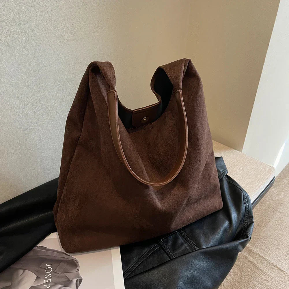 Jady | Suede bag