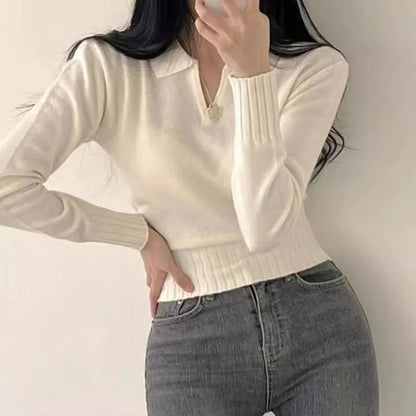 Cropped sweater with collar for women