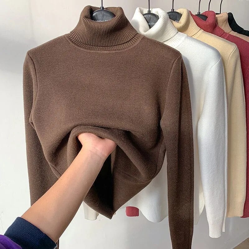 Velvet-lined turtleneck sweater for women