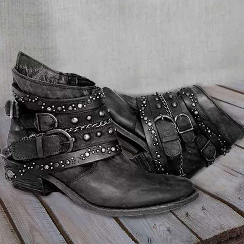 Vintage heeled boots - Annmarie