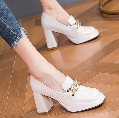 Square Heels Chain Pumps