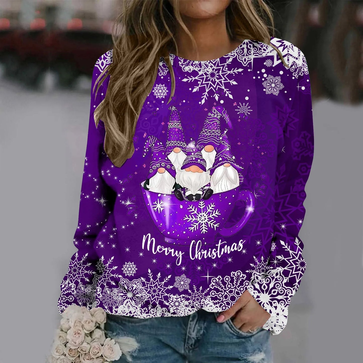 Zorana - Warm sweater with round neckline and Merry Christmas print for women