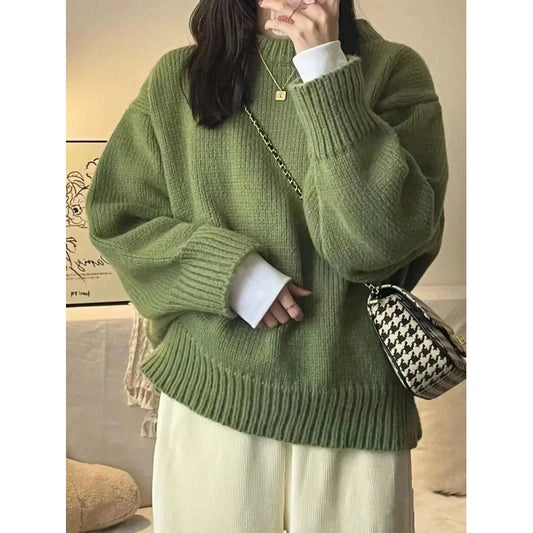 Cozy retro sweatshirt for women