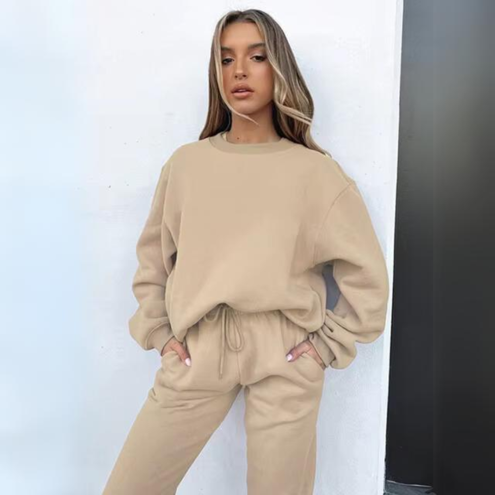 Svetlana - Oversized Sweatshirt and Sweatpants Set