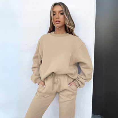 Svetlana - Oversized Sweatshirt and Sweatpants Set