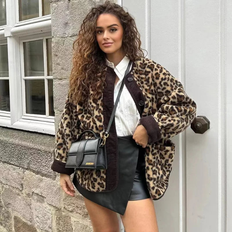 Fashionable jacket made from leopard plush