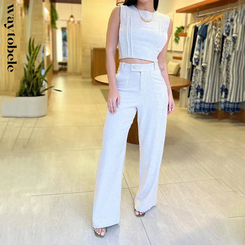 Lotte | Round neck sleeveless top and pants suit