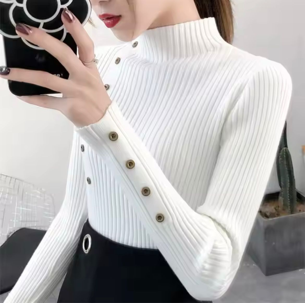 Zoan Sweater | Women's Turtleneck Buttoned Sweater